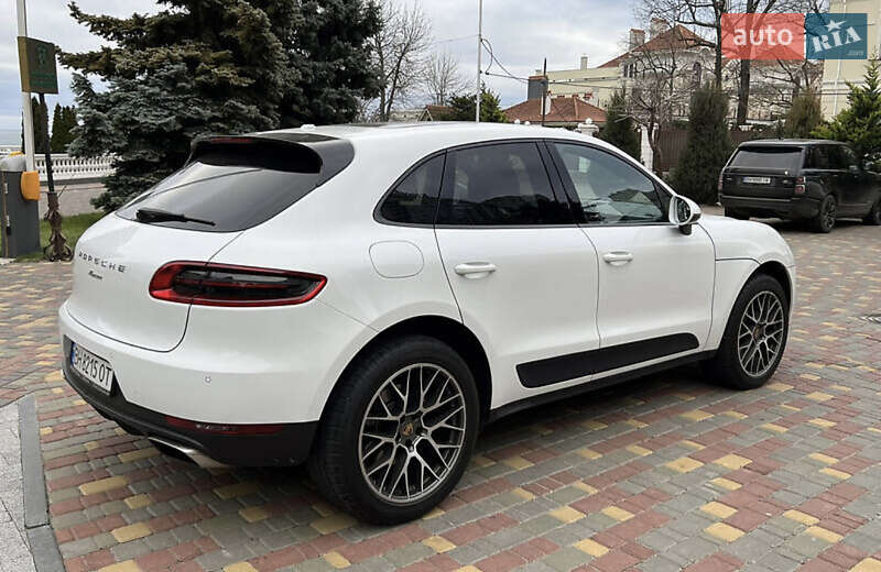 Внедорожник / Кроссовер Porsche Macan 2016 в Одессе