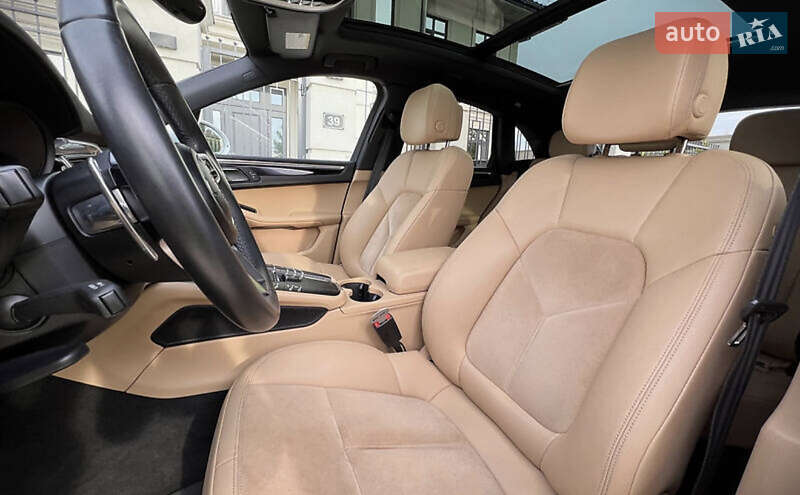 Внедорожник / Кроссовер Porsche Macan 2016 в Одессе