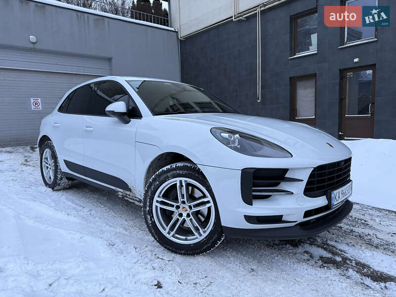 Внедорожник / Кроссовер Porsche Macan 2020 в Киеве