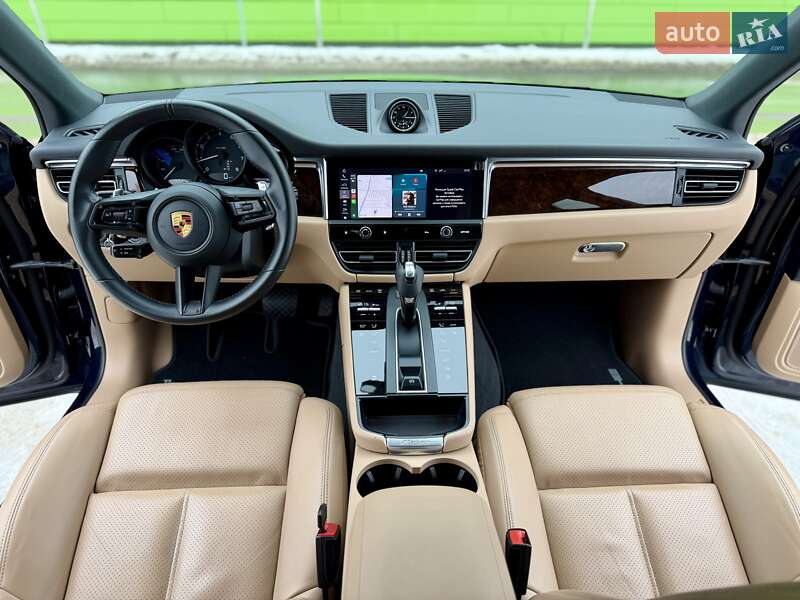 Внедорожник / Кроссовер Porsche Macan 2021 в Киеве