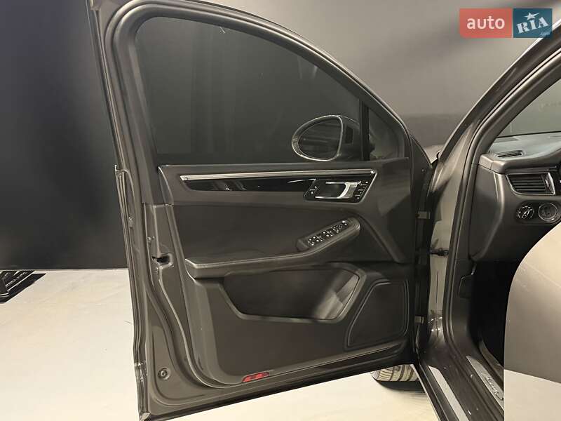 Позашляховик / Кросовер Porsche Macan 2015 в Одесі фото 15 Позашляховик / Кросовер Porsche Macan 2015 в Одесі