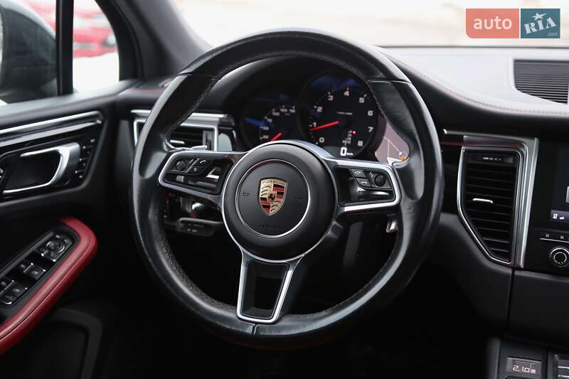Внедорожник / Кроссовер Porsche Macan 2018 в Киеве фото 18 Внедорожник / Кроссовер Porsche Macan 2018 в Киеве