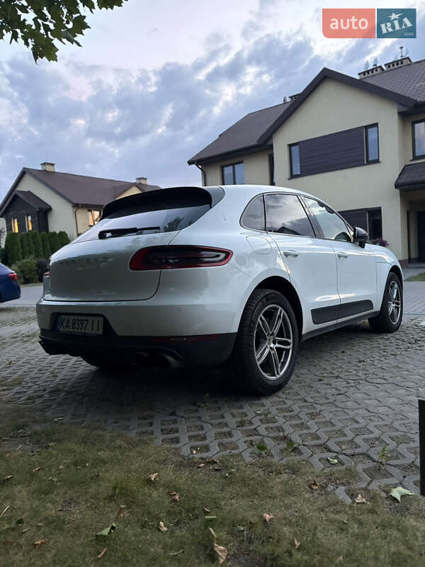 Позашляховик / Кросовер Porsche Macan 2014 в Києві