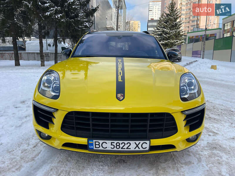 Внедорожник / Кроссовер Porsche Macan 2018 в Киеве