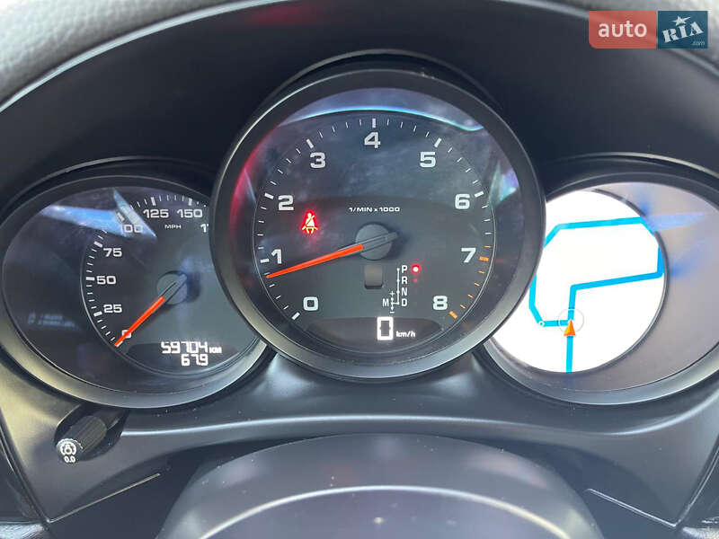 Внедорожник / Кроссовер Porsche Macan 2018 в Киеве