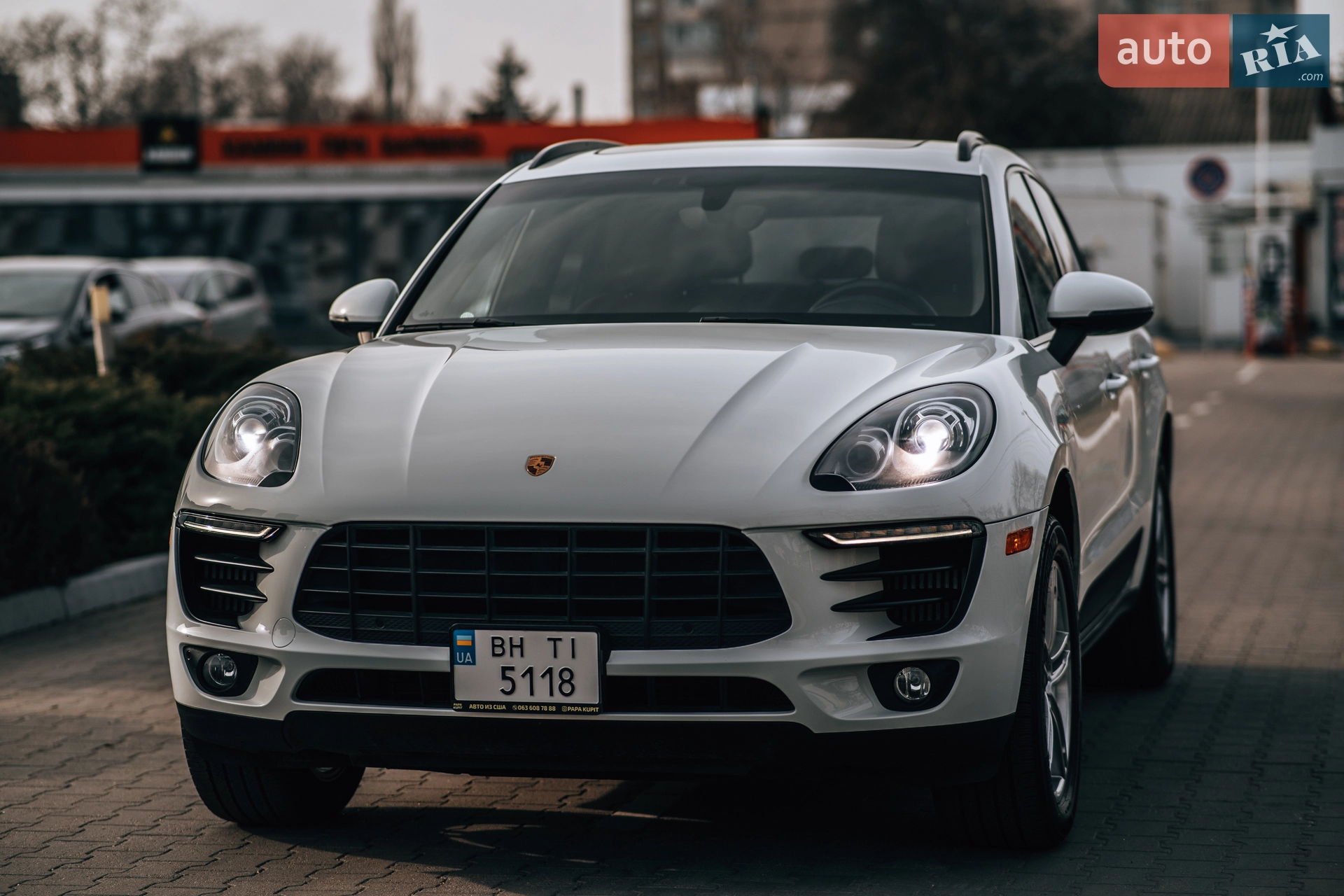 2014 Porsche Macan - мініатюра 2