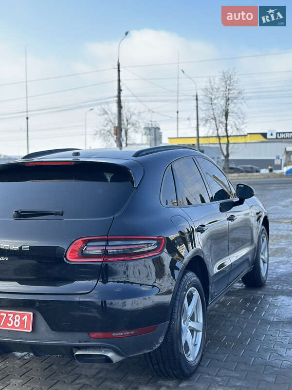 Позашляховик / Кросовер Porsche Macan 2018 в Тернополі