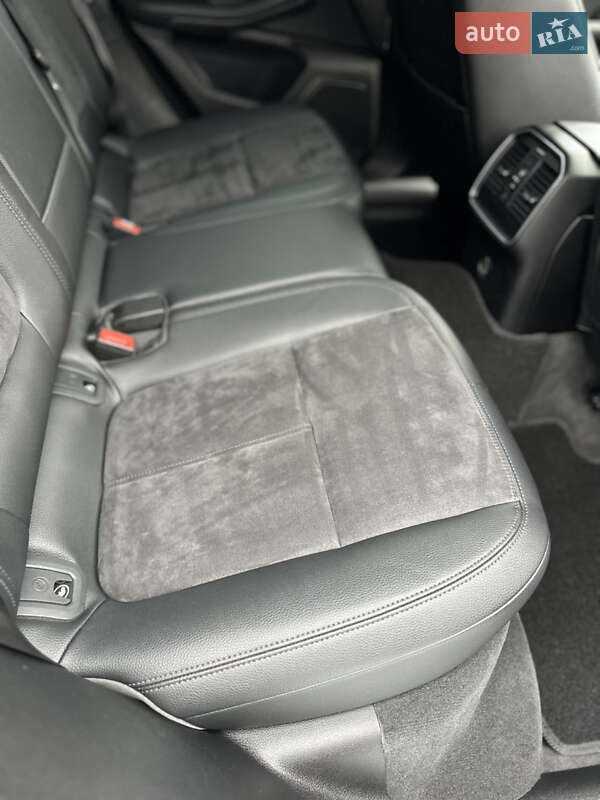 Позашляховик / Кросовер Porsche Macan 2018 в Тернополі