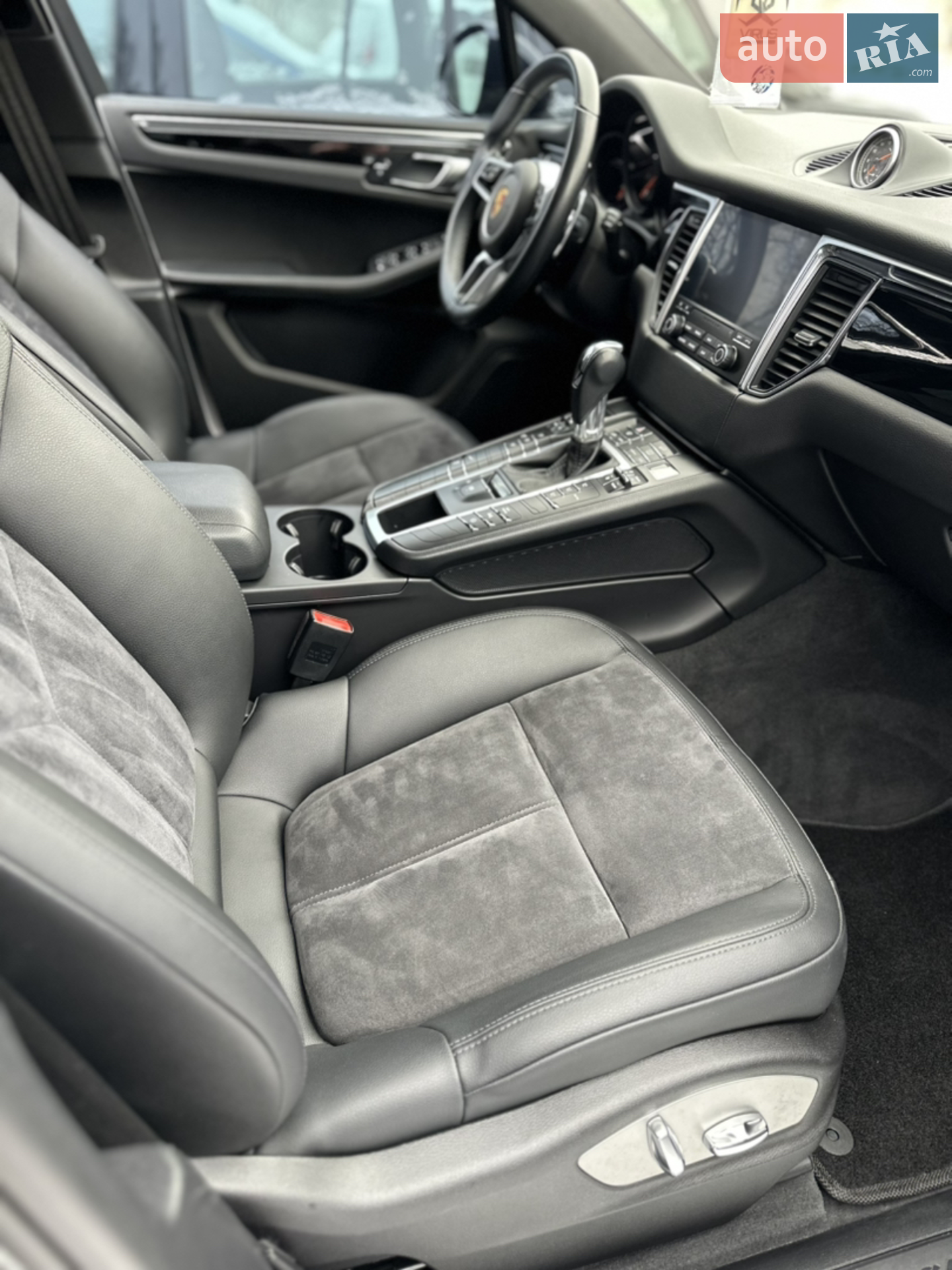 2018 Porsche Macan - мініатюра 29