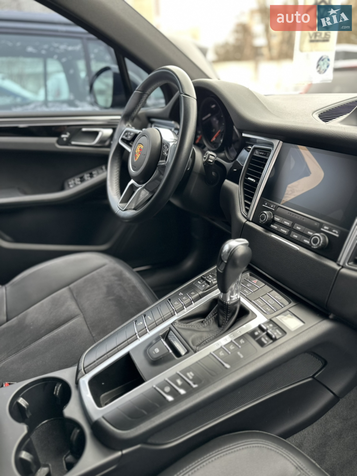 2018 Porsche Macan - мініатюра 27
