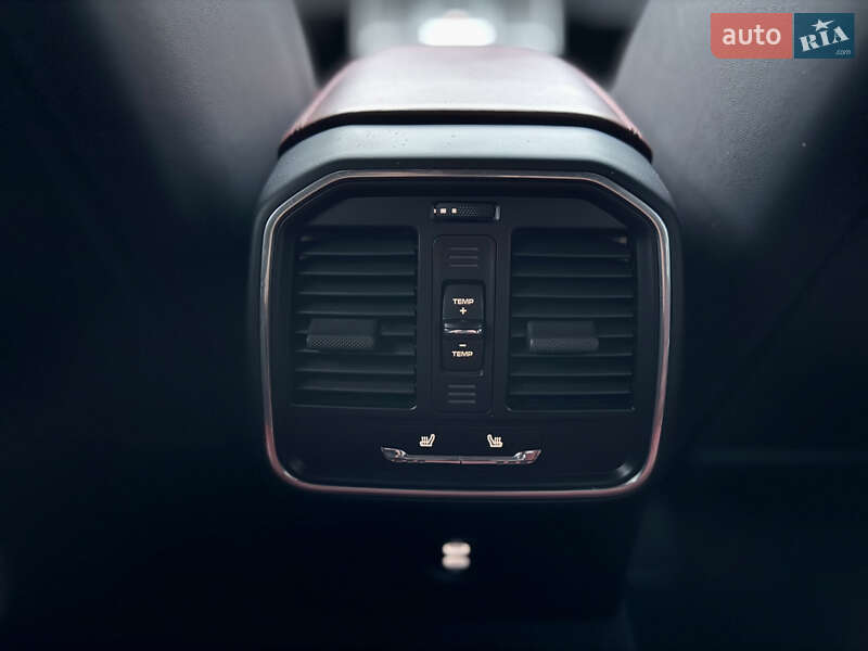 Внедорожник / Кроссовер Porsche Macan 2023 в Одессе фото 37 Внедорожник / Кроссовер Porsche Macan 2023 в Одессе