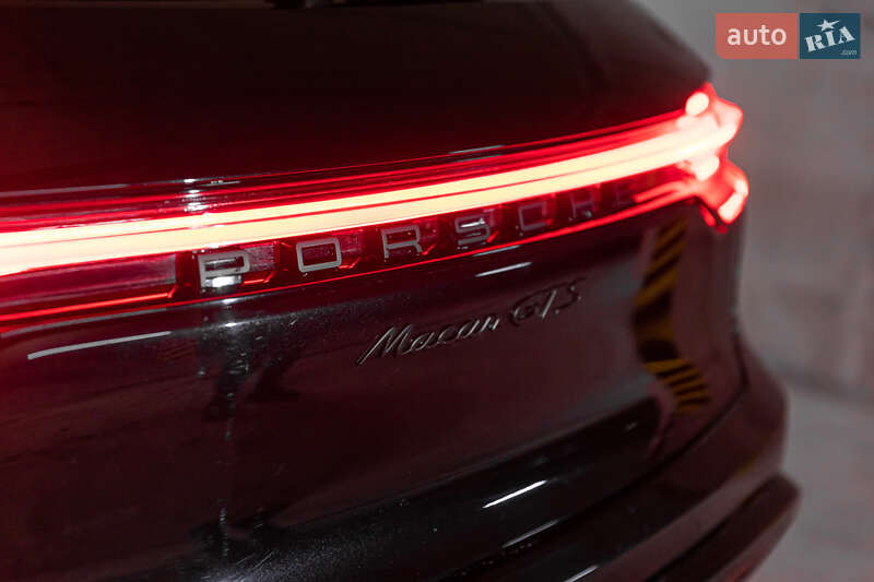 Позашляховик / Кросовер Porsche Macan 2023 в Тернополі