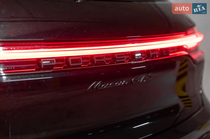 Позашляховик / Кросовер Porsche Macan 2023 в Тернополі