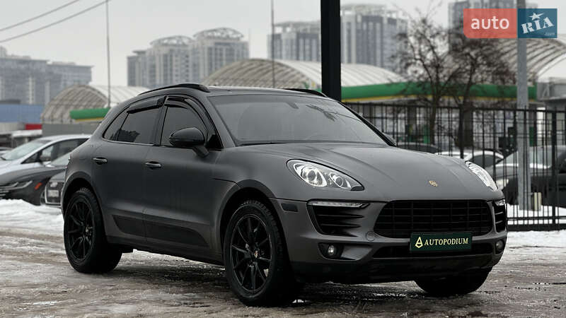 Позашляховик / Кросовер Porsche Macan 2016 в Києві