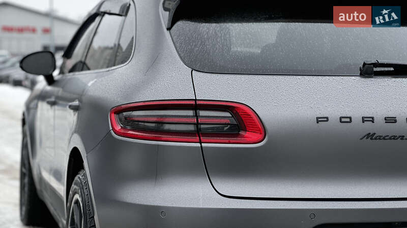 Позашляховик / Кросовер Porsche Macan 2016 в Києві