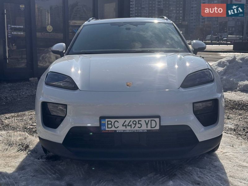 Позашляховик / Кросовер Porsche Macan 2024 в Києві