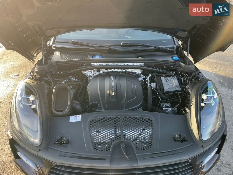 Внедорожник / Кроссовер Porsche Macan 2018 в Чернигове