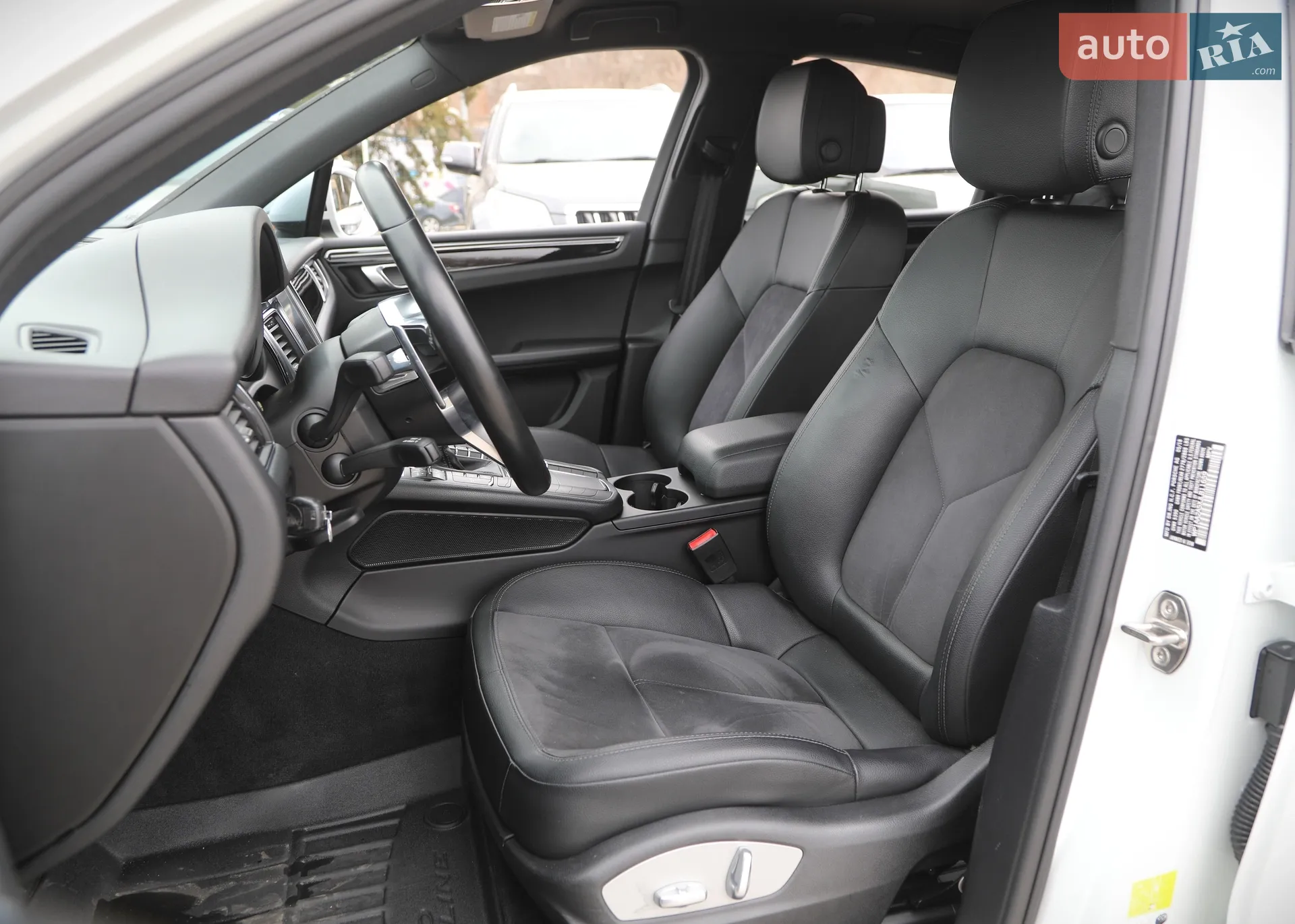 2018 Porsche Macan - мініатюра 11