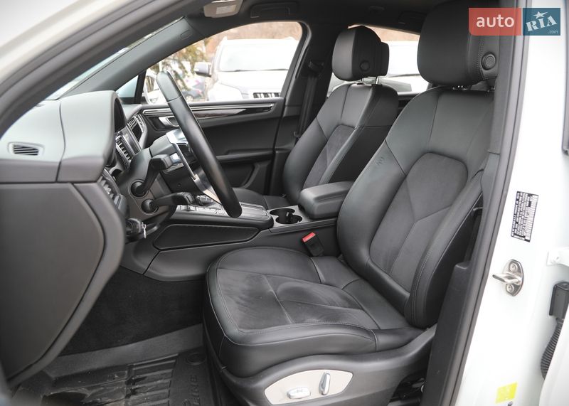 Внедорожник / Кроссовер Porsche Macan 2018 в Харькове