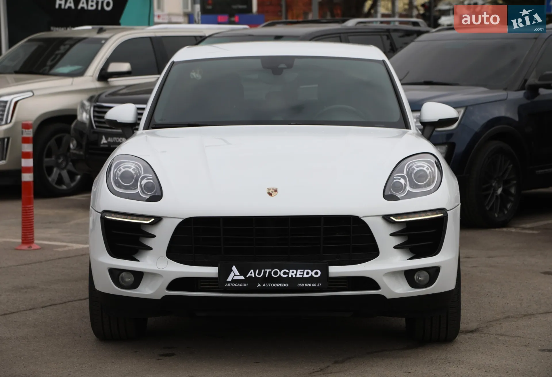 2018 Porsche Macan - мініатюра 2