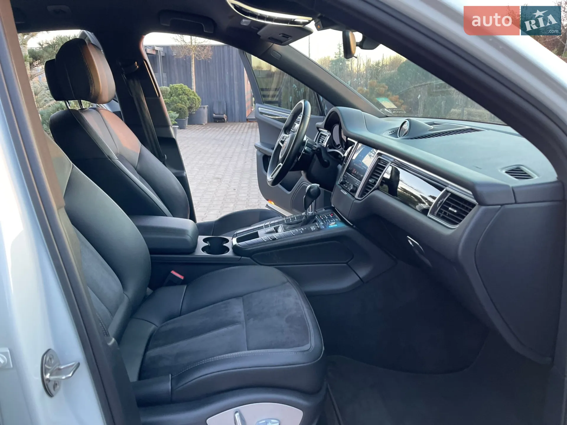 2018 Porsche Macan - мініатюра 22