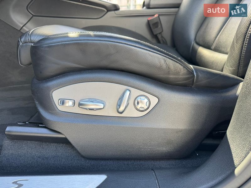 Внедорожник / Кроссовер Porsche Macan 2019 в Харькове