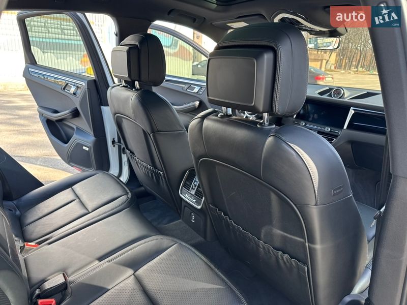 Внедорожник / Кроссовер Porsche Macan 2019 в Харькове