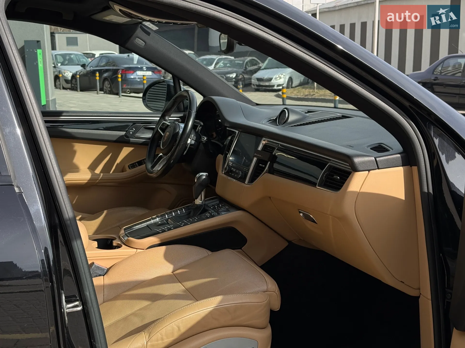 2016 Porsche Macan - мініатюра 15