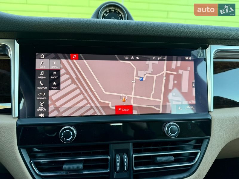 Позашляховик / Кросовер Porsche Macan 2021 в Києві