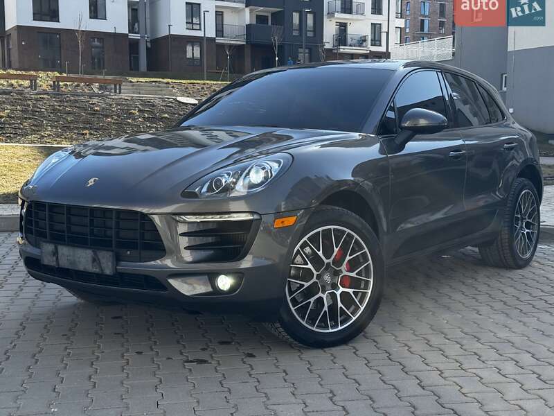 Позашляховик / Кросовер Porsche Macan 2015 в Івано-Франківську
