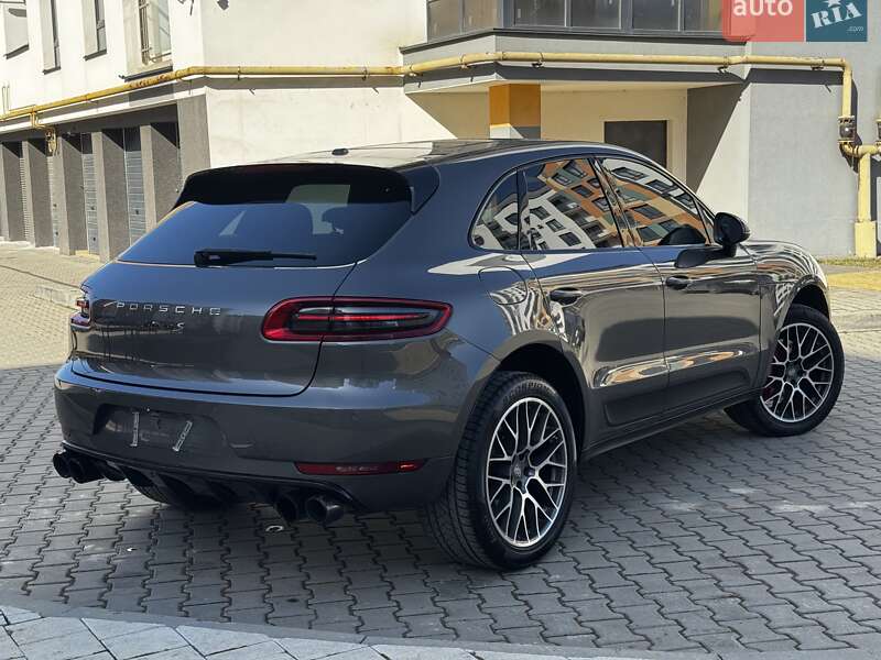 Позашляховик / Кросовер Porsche Macan 2015 в Івано-Франківську