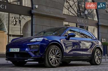 Внедорожник / Кроссовер Porsche Macan 2025 в Киеве