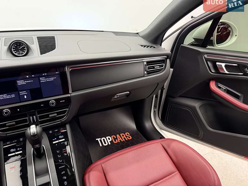 Внедорожник / Кроссовер Porsche Macan 2025 в Киеве