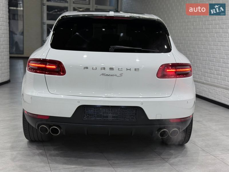 Внедорожник / Кроссовер Porsche Macan 2015 в Одессе