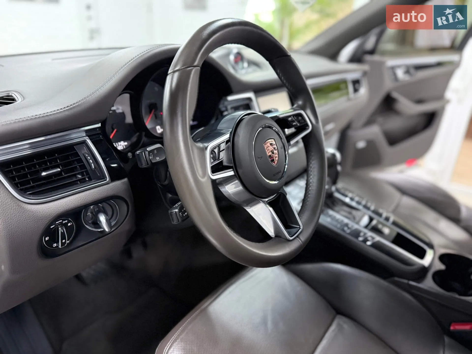 2015 Porsche Macan - мініатюра 22