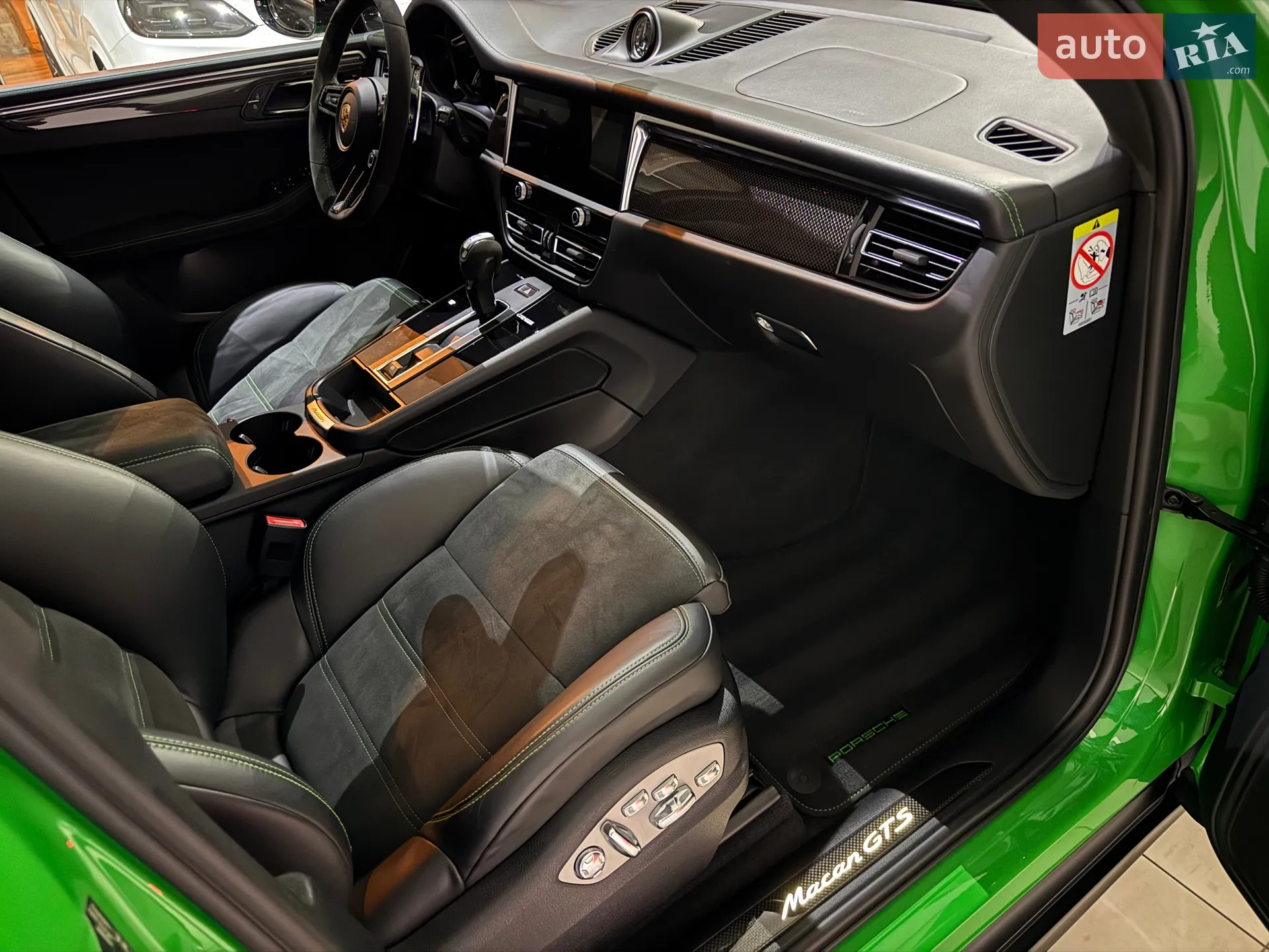 2021 Porsche Macan - мініатюра 199