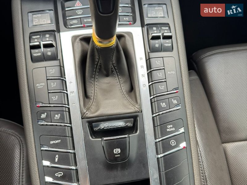 Позашляховик / Кросовер Porsche Macan 2014 в Києві фото 20 Позашляховик / Кросовер Porsche Macan 2014 в Києві