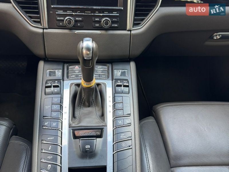 Позашляховик / Кросовер Porsche Macan 2014 в Києві фото 28 Позашляховик / Кросовер Porsche Macan 2014 в Києві