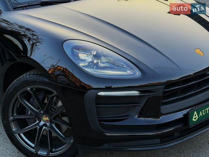 Позашляховик / Кросовер Porsche Macan 2022 в Києві