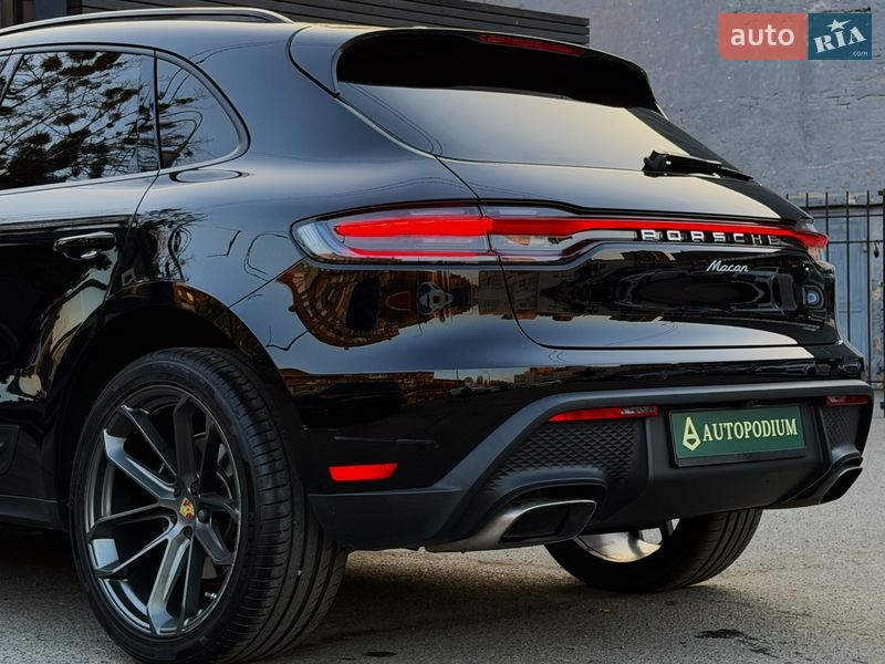 Позашляховик / Кросовер Porsche Macan 2022 в Києві