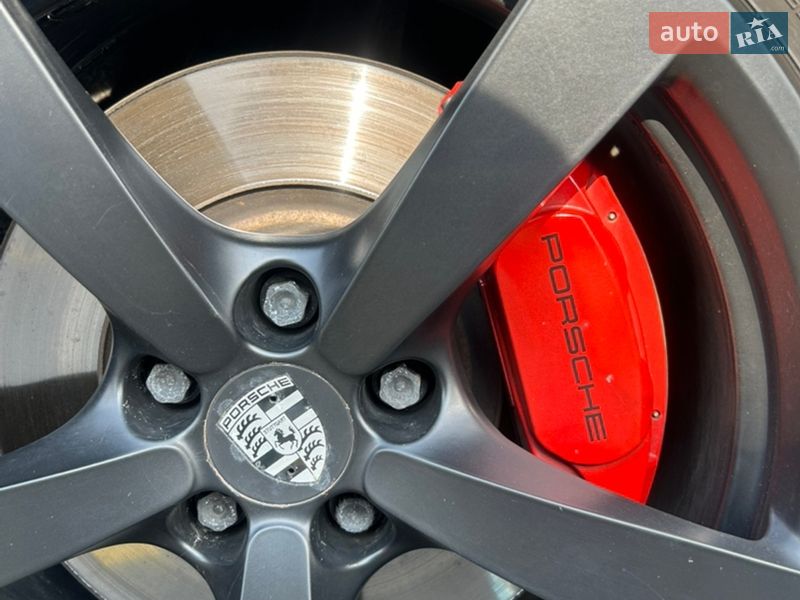 Внедорожник / Кроссовер Porsche Macan 2016 в Киеве фото 24 Внедорожник / Кроссовер Porsche Macan 2016 в Киеве