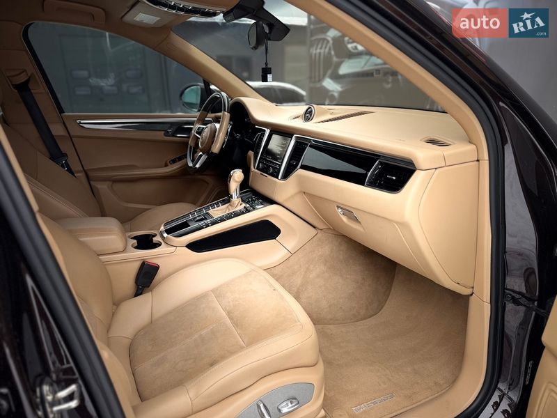 Позашляховик / Кросовер Porsche Macan 2015 в Львові