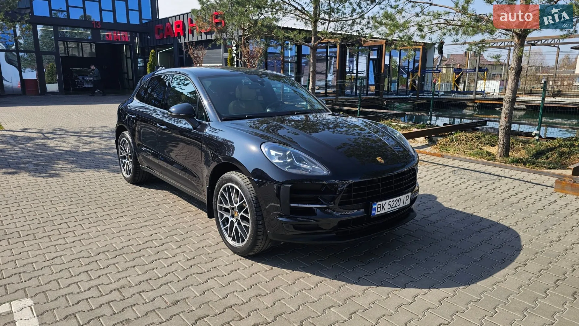 2020 Porsche Macan - мініатюра 3