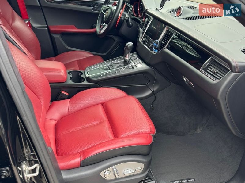 Позашляховик / Кросовер Porsche Macan 2018 в Дніпрі фото 24 Позашляховик / Кросовер Porsche Macan 2018 в Дніпрі