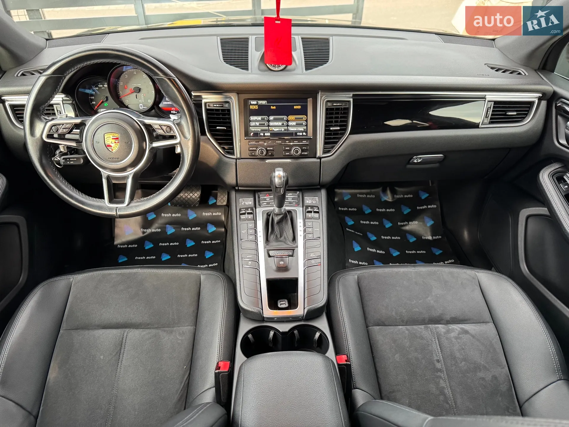 2015 Porsche Macan - мініатюра 4