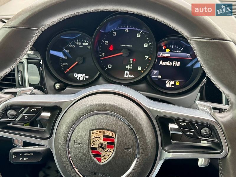Позашляховик / Кросовер Porsche Macan 2018 в Києві