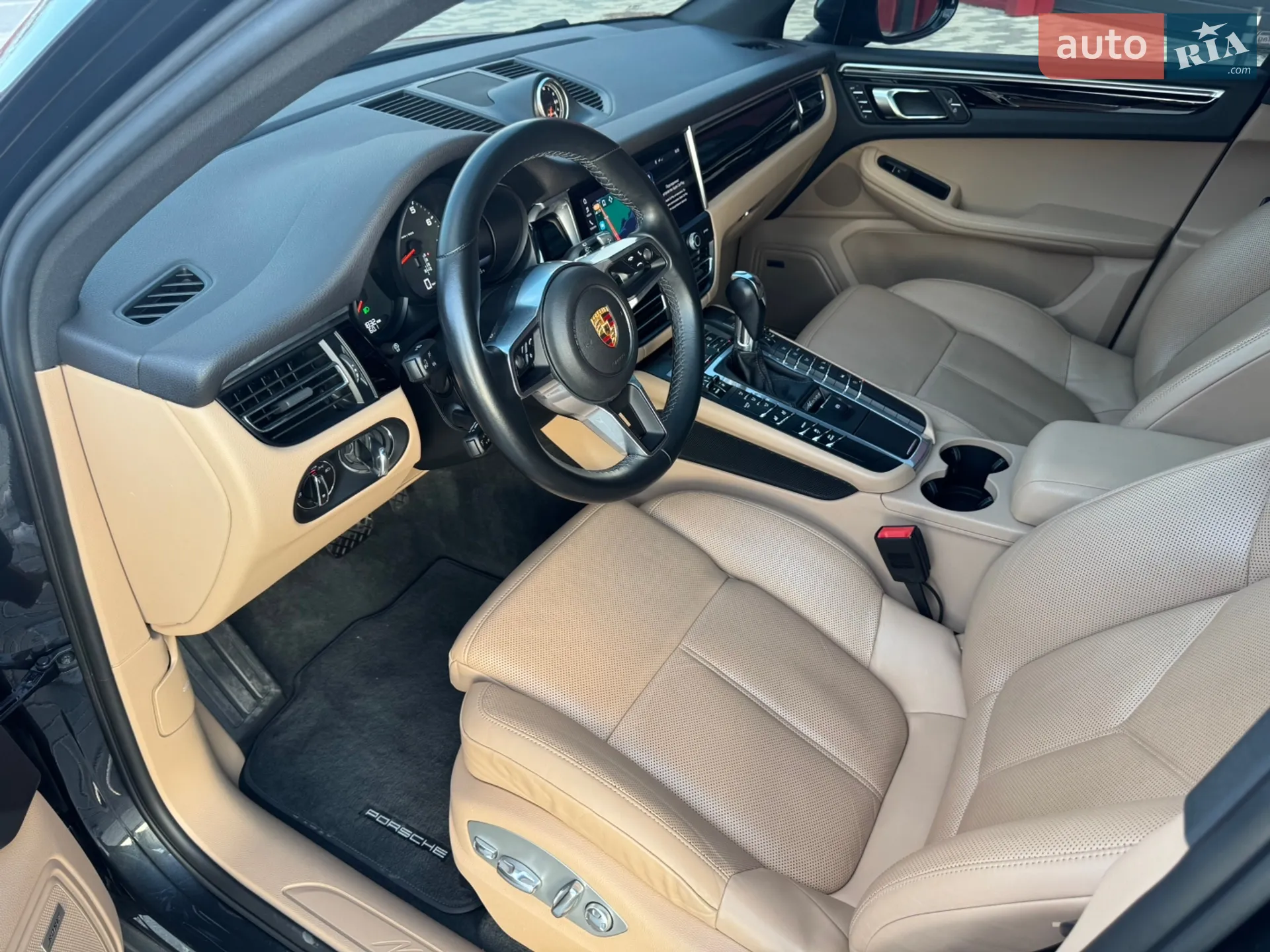 2020 Porsche Macan - мініатюра 4