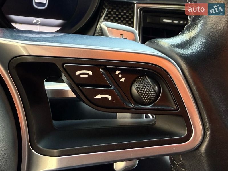 Позашляховик / Кросовер Porsche Macan 2016 в Києві фото 60 Позашляховик / Кросовер Porsche Macan 2016 в Києві