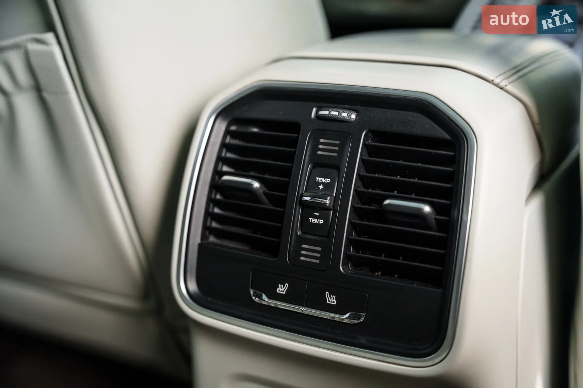2015 Porsche Macan - мініатюра 39