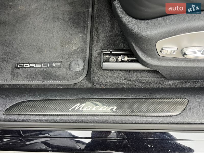 Позашляховик / Кросовер Porsche Macan 2022 в Києві